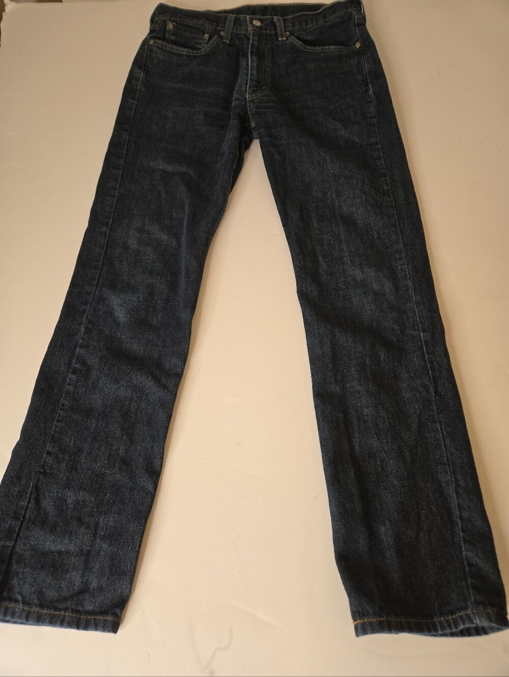 Mens Levi’s 514  32x34, 5 pocket, zipper fly